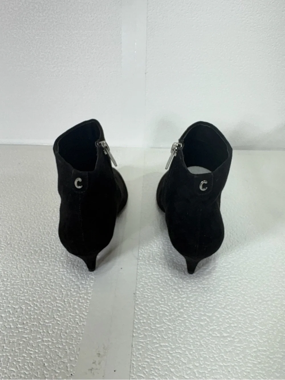 Sam Edelman Black Pointed Toe Suede Ankle Booties with Side Zipper s-283